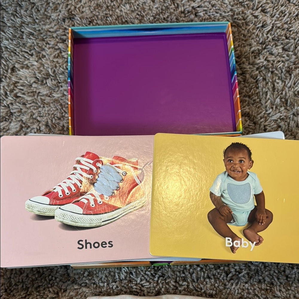 Lovevery Touch and Feel Colorful Flashcards